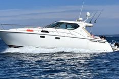 Tiara Yachts 4300 Sovran