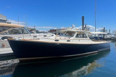 36' Hinckley 2003 Yacht For Sale