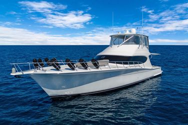 63' Hatteras 2016