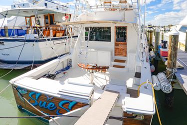 55' Viking 1999