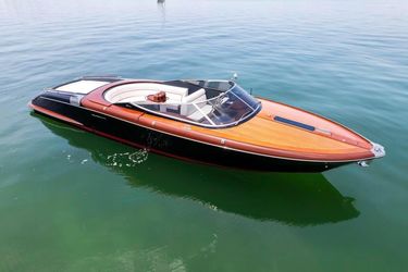 33' Riva 2020