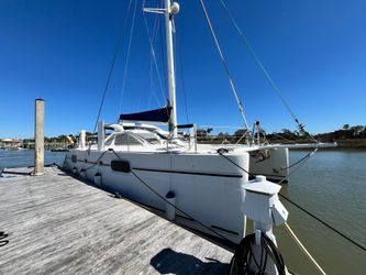 43' Catana 2005