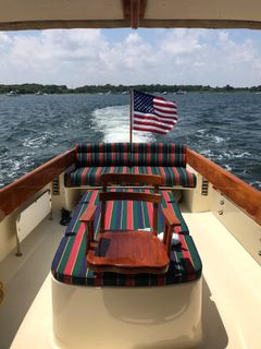 2001 Hinckley Picnic Boat Classic