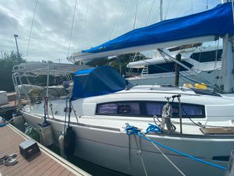 40' Beneteau 2011