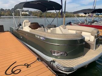 Tahoe Pontoon Cascade Platinum Versatile Rear Bench