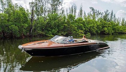 33' Riva 2010