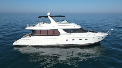 57' Carver 2002 Yacht For Sale