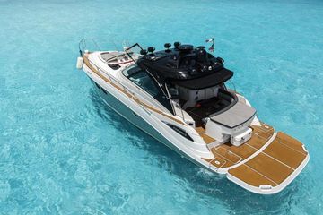 48' Four Winns 2011