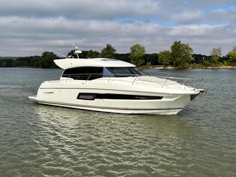 47' Prestige 2018