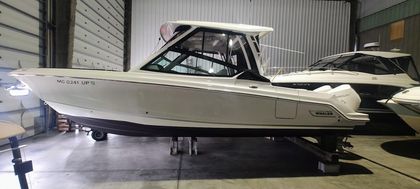 28' Boston Whaler 2021