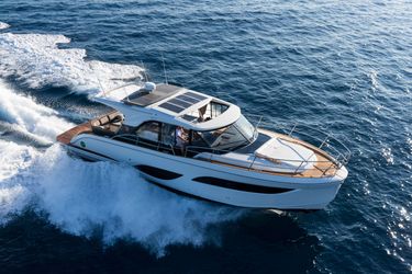 45' Marex 2025