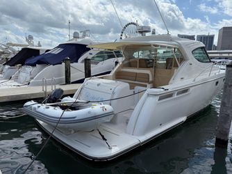 44' Tiara Yachts 2014