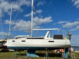 41' Beneteau 2016