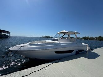 34' Regal 2020