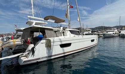 44' Fountaine Pajot 2016