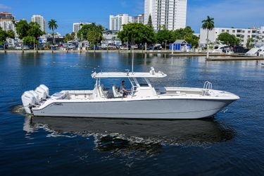 46' Invincible 2023