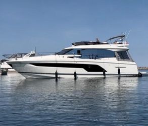 61' Prestige 2021