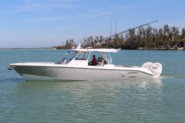 39' Everglades 2024