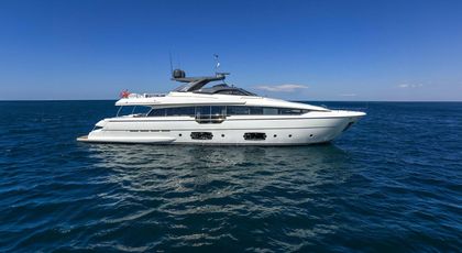 96' Ferretti Yachts 2020