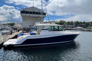 44' Tiara Yachts 2016