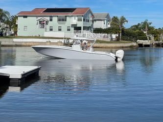34' Yellowfin 2022