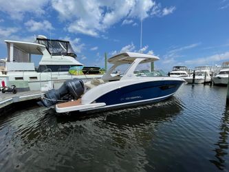 33' Regal 2018