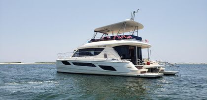 48' Aquila 2014 Yacht For Sale