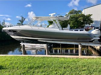 37' Intrepid 2015