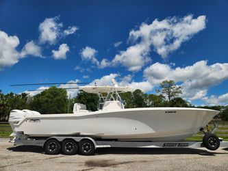 36' Invincible 2013