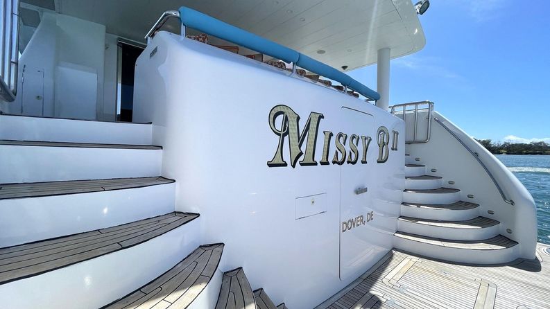 Missy B II Yacht Photos Pics 