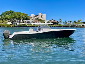 42' Invincible 2014