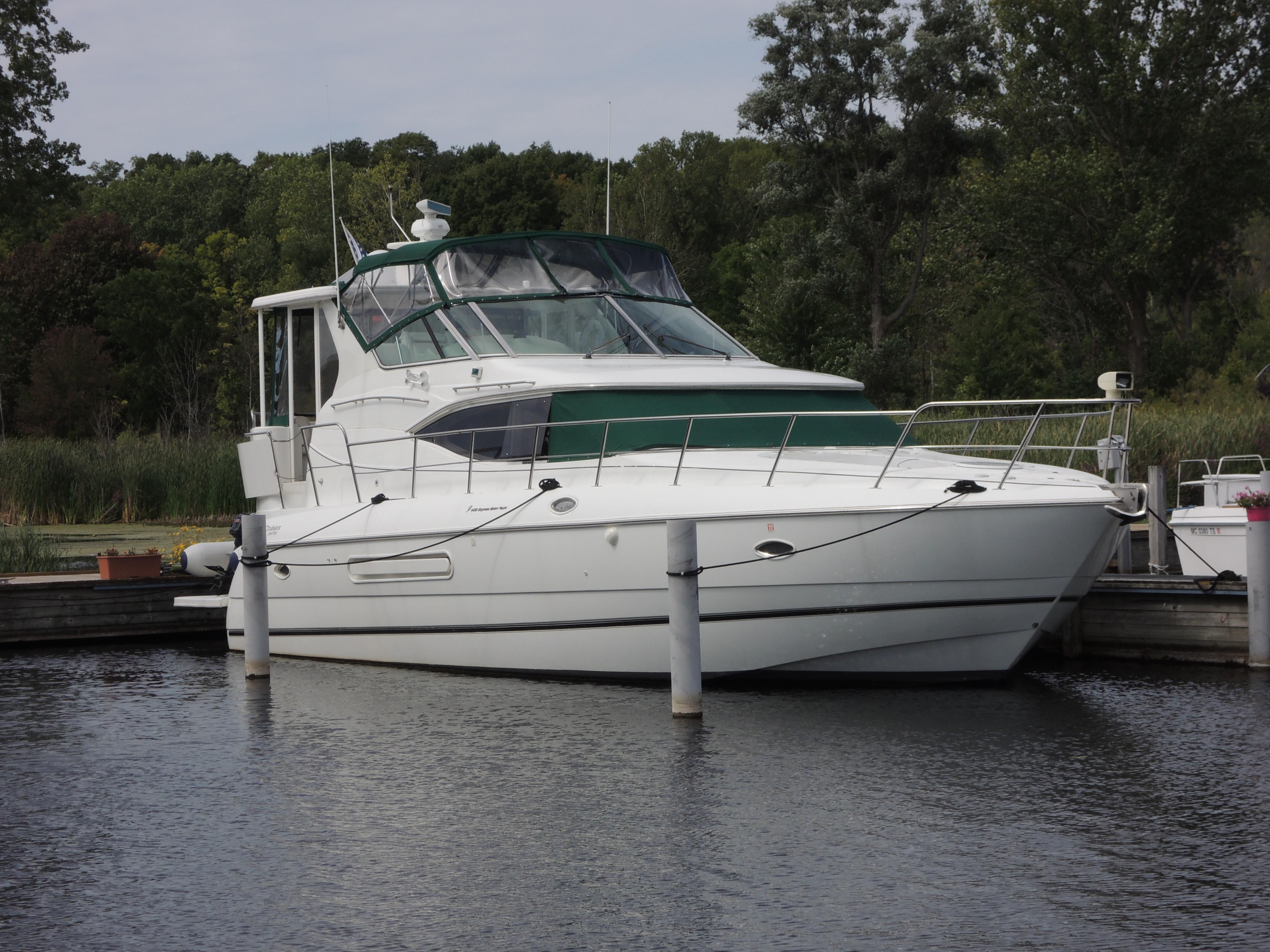 cruisers yachts 4450 for sale