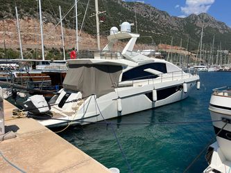 68' Cranchi 2012
