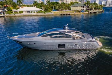 70' Pershing 2017