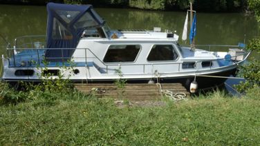 Dutch Steel Motor Cruiser 35 Foot