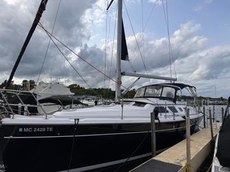 39' Hunter 2007