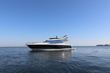 61' Prestige 2021