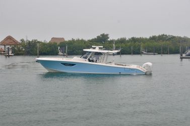 42' Pursuit 2023