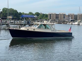 34' Hinckley 2014 Yacht For Sale