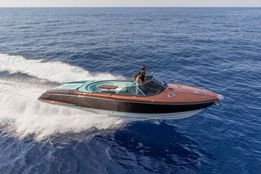 33' Riva 2023