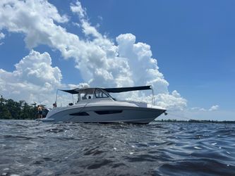 33' Regal 2019