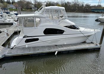 39' Silverton 2005