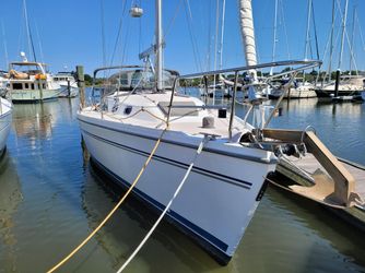 38' Catalina 2009