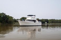 Mainship Trawler 40 Double Cabin