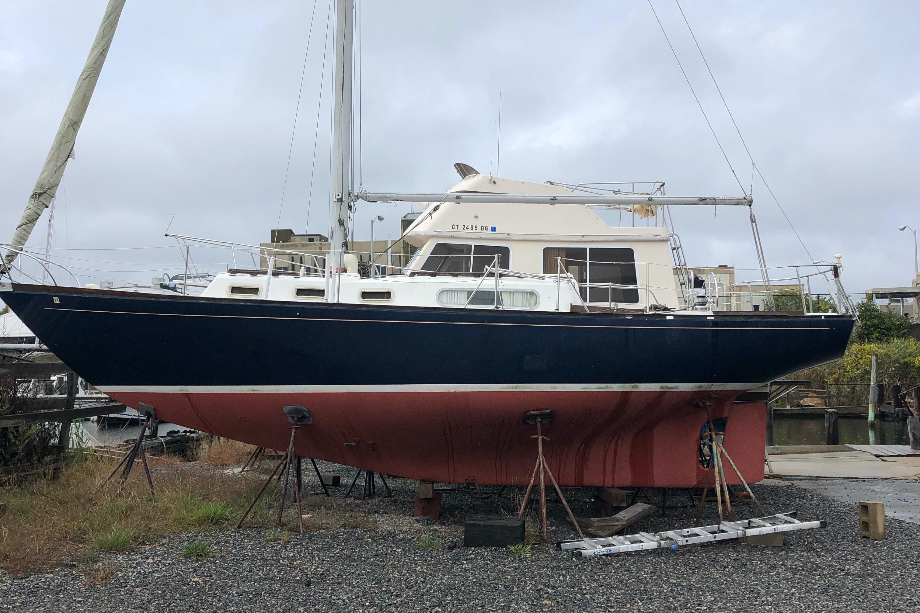 34 ft morgan sailboat