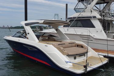 31' Sea Ray 2017