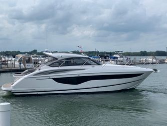 40' Princess 2019 Yacht For Sale