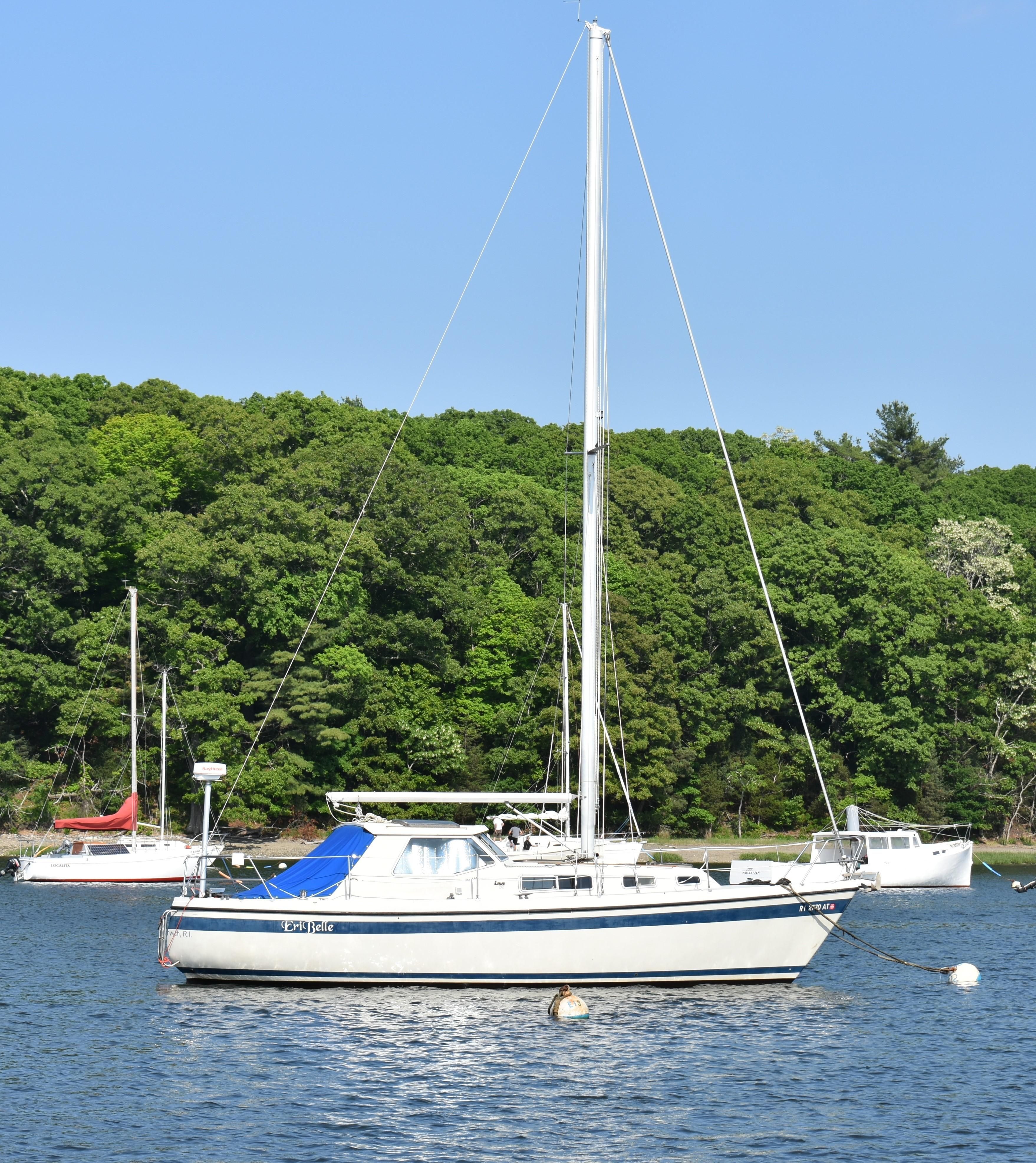 lm 32 sailboat