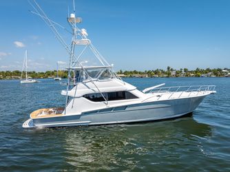 60' Hatteras 2000 Yacht For Sale