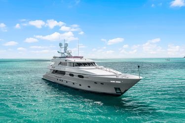 135' Sovereign 2003